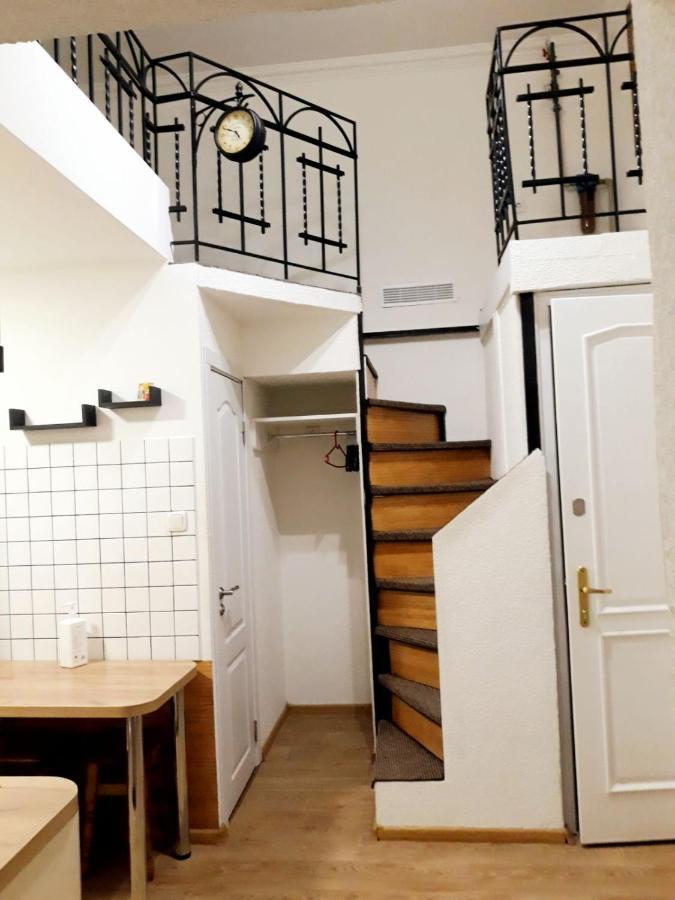 Regrand Apartment On Svobody 22 Lviv Kültér fotó